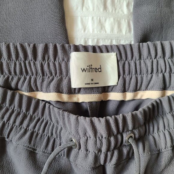 SOLD - Aritzia Wilfred Buffon Pant Grey - Picture 4 of 7
